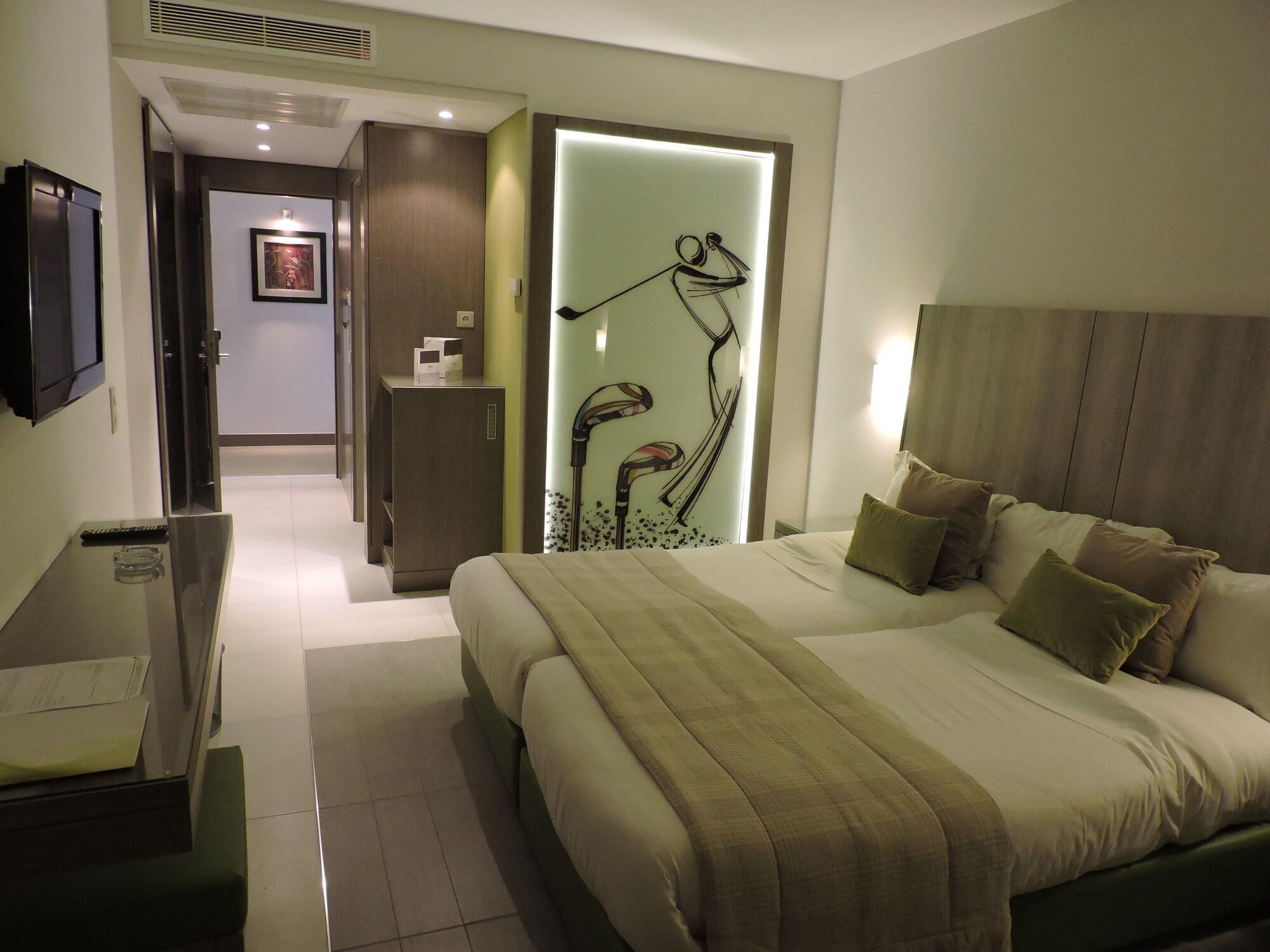 Golf Royal Hotel 3*